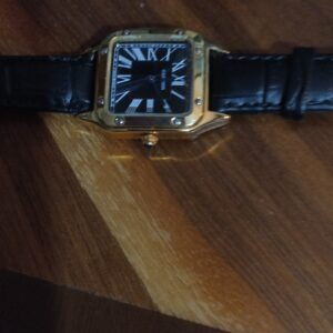 RELLOJ CARTIER RESISTENTE AL AGUA HECHO EN SUIZA 1814L