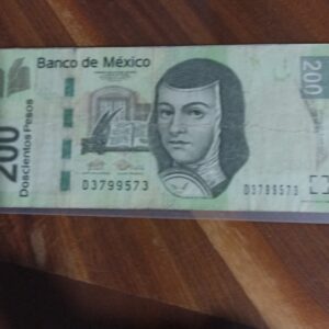 BILLETE DE COLECCION DOS CIENTOS PESOS SOR JUANA SERIE AAAÑO 2010